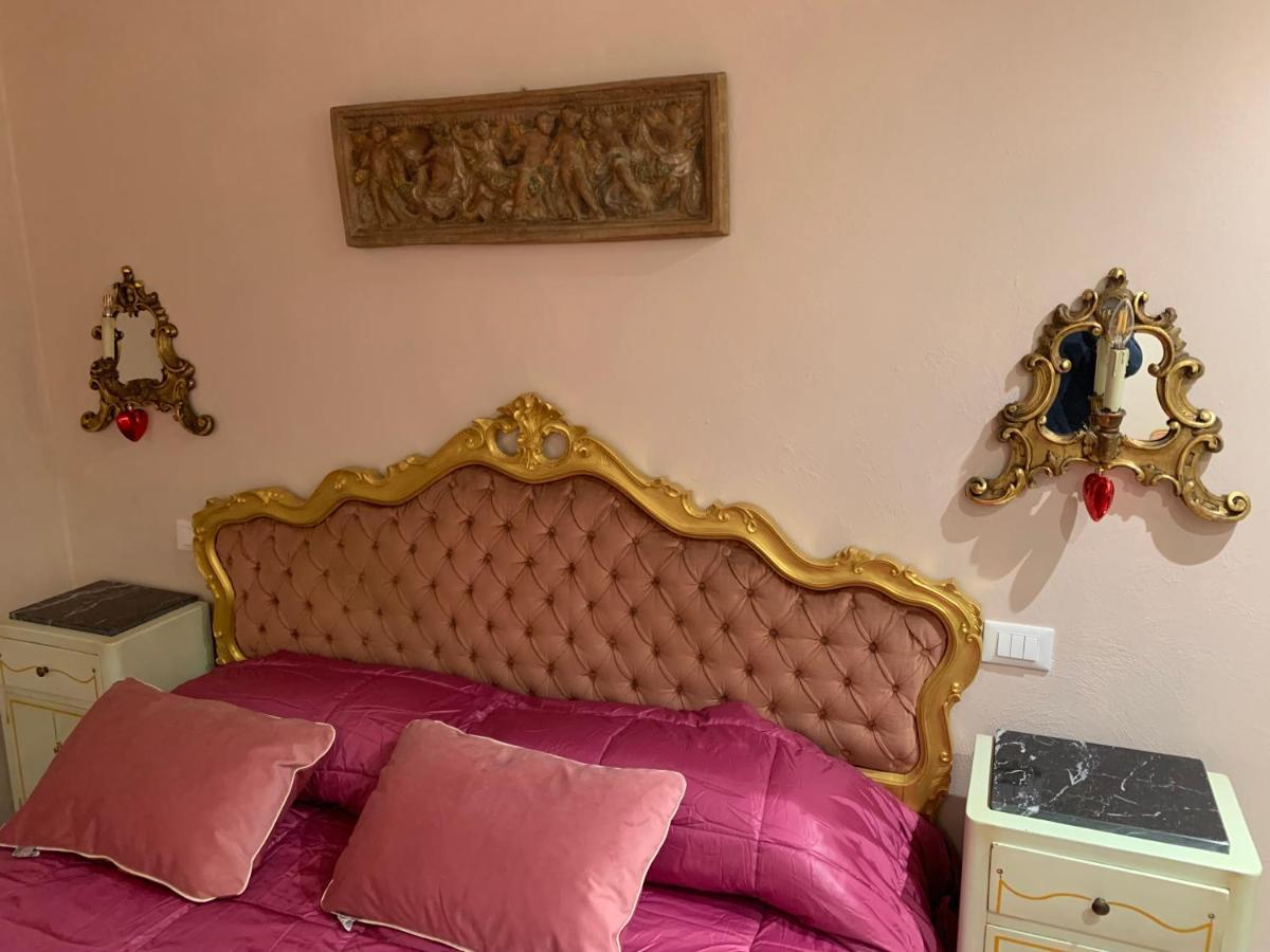 Cortona Suite - The House With Well And The Frescos Palace Bagian luar foto