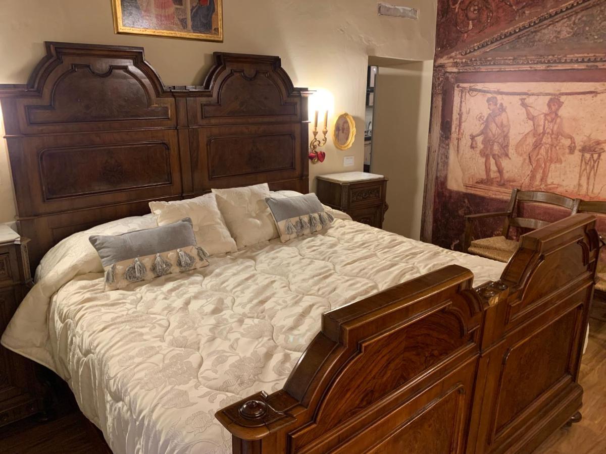Cortona Suite - The House With Well And The Frescos Palace Bagian luar foto